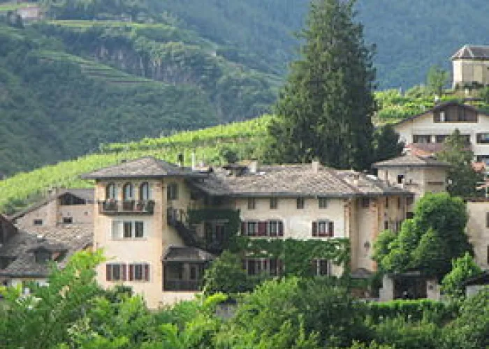 palazzo a Prato a Piazzo di Segonznao